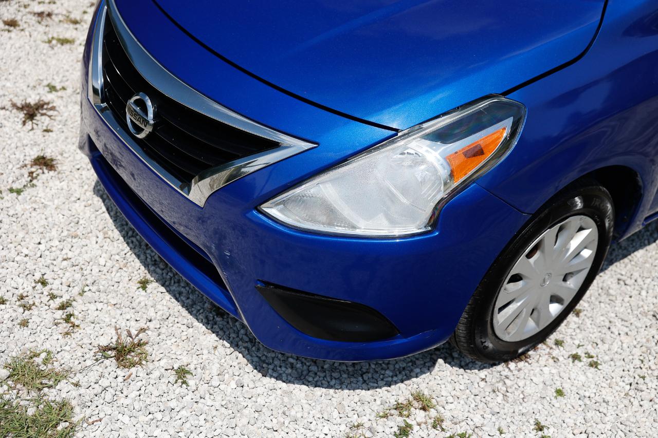 Nissan Versa  2016