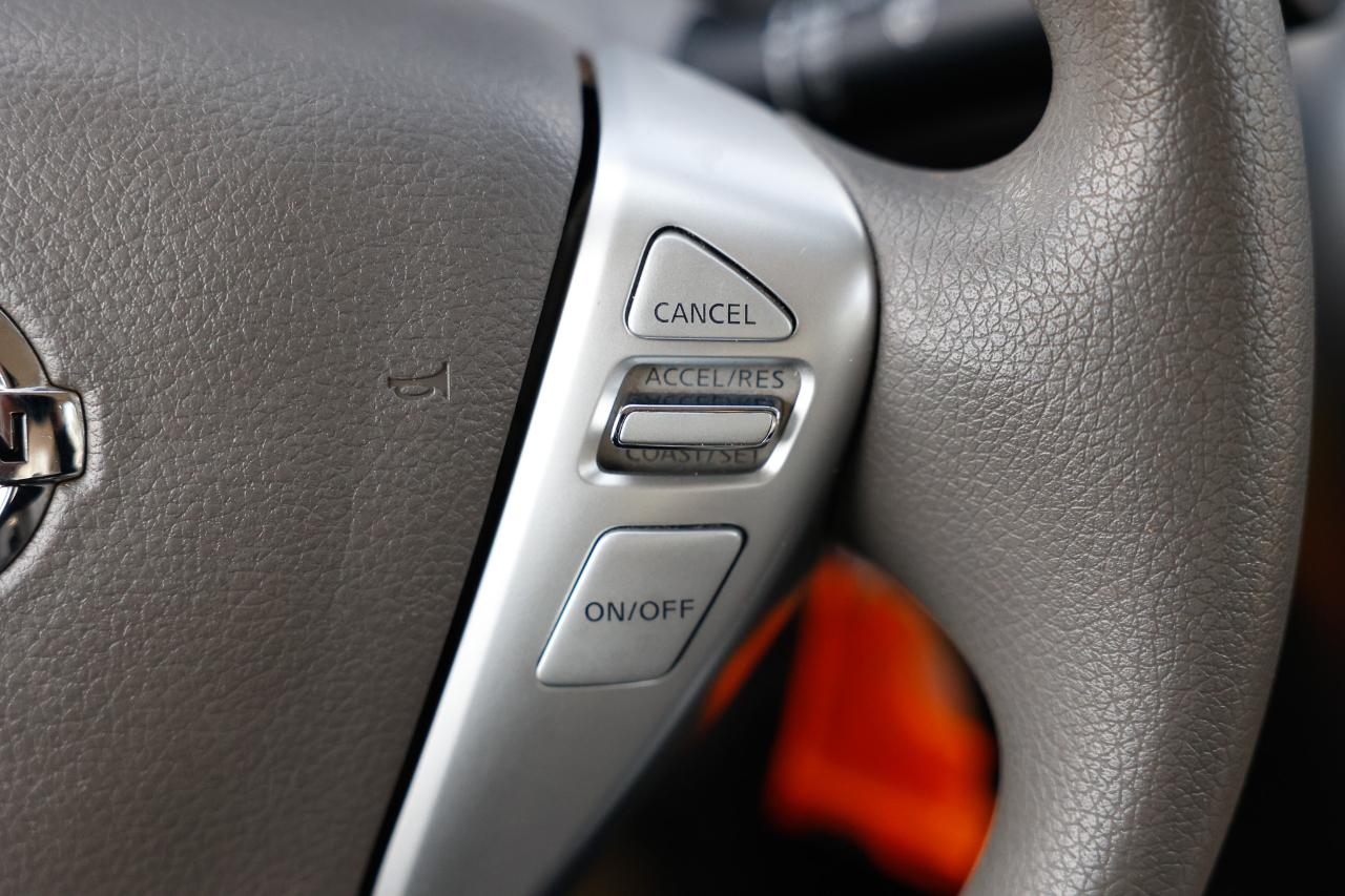 Nissan Versa  2016