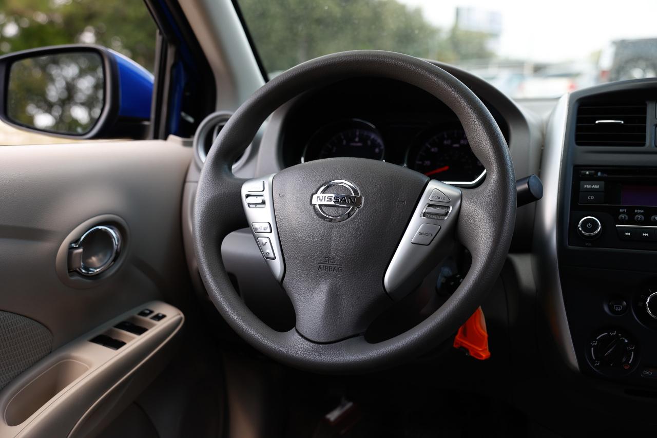 Nissan Versa  2016