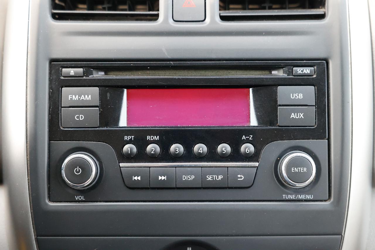 Nissan Versa  2016
