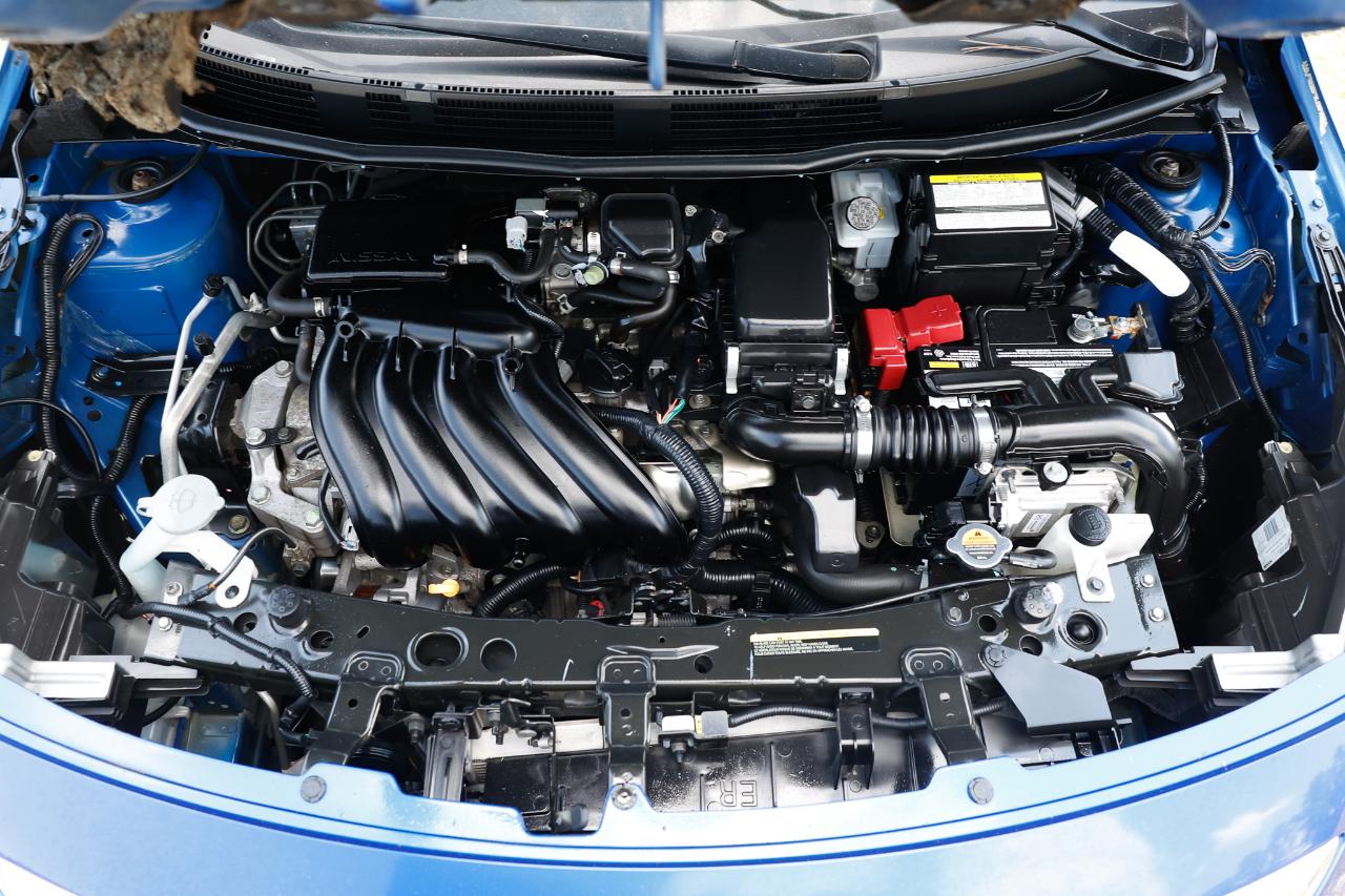 Nissan Versa  2016