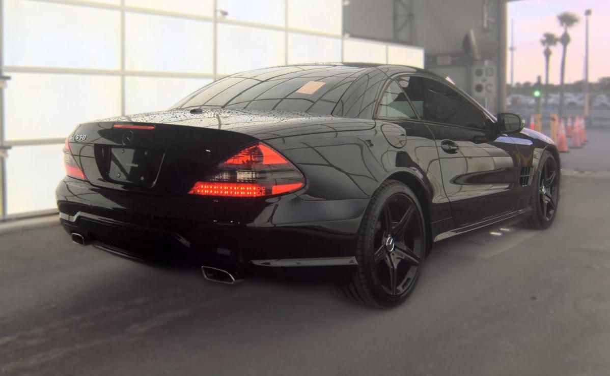 Mercedes-Benz SL-Class  2009