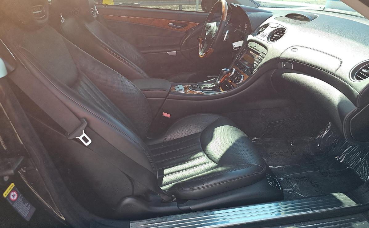 Mercedes-Benz SL-Class  2009