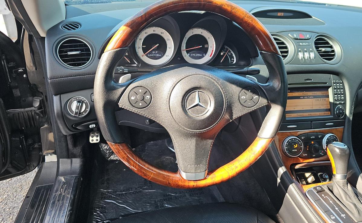 Mercedes-Benz SL-Class  2009