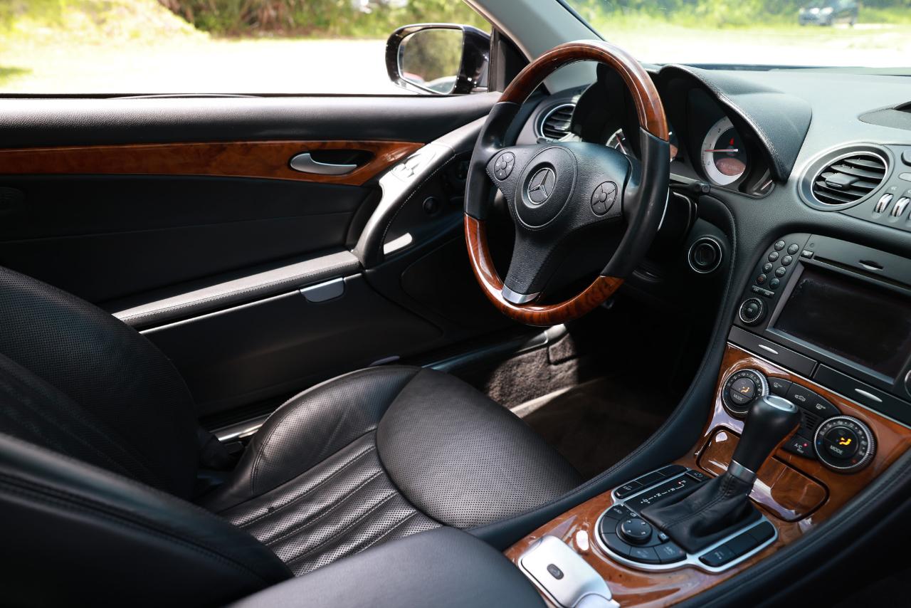 Mercedes-Benz SL-Class  2009