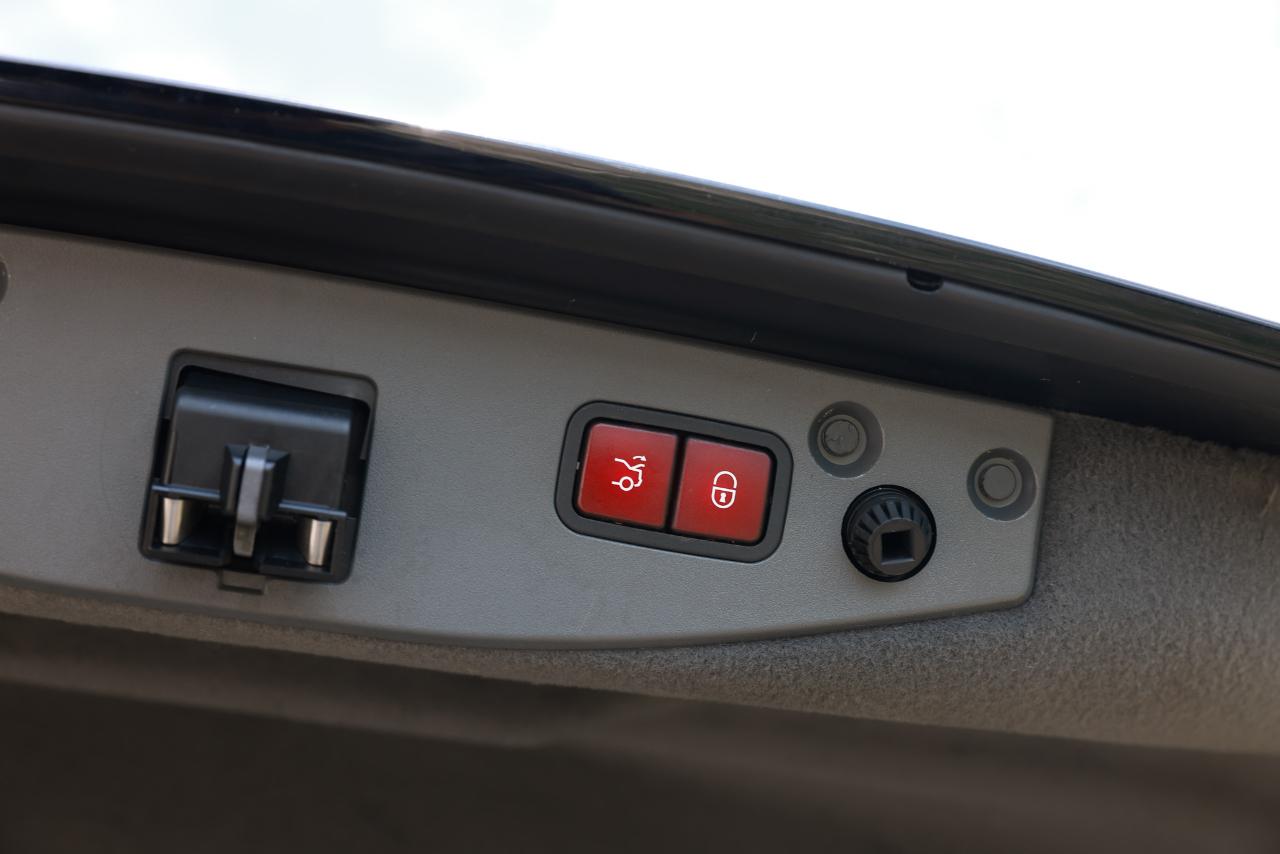 Mercedes-Benz SL-Class  2009