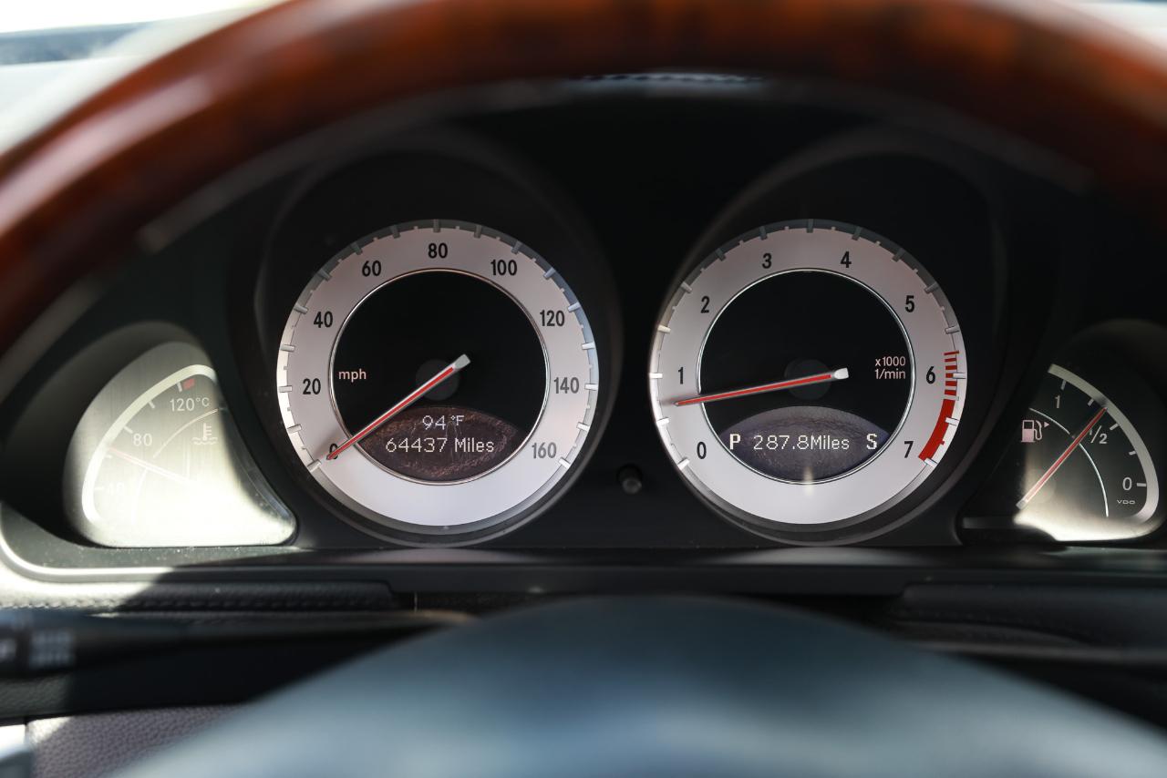 Mercedes-Benz SL-Class  2009