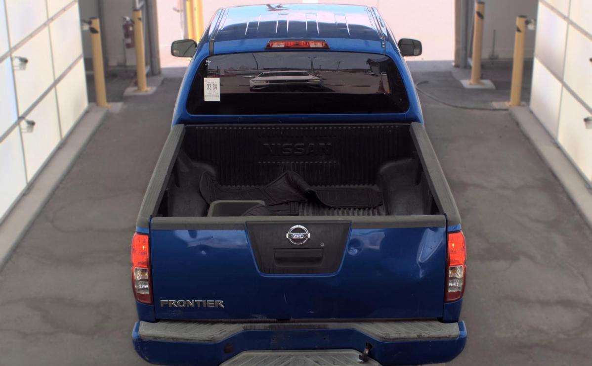 Nissan Frontier  2012