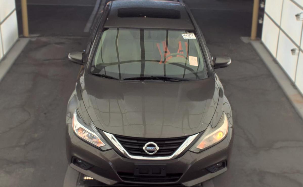 Nissan Altima  2016