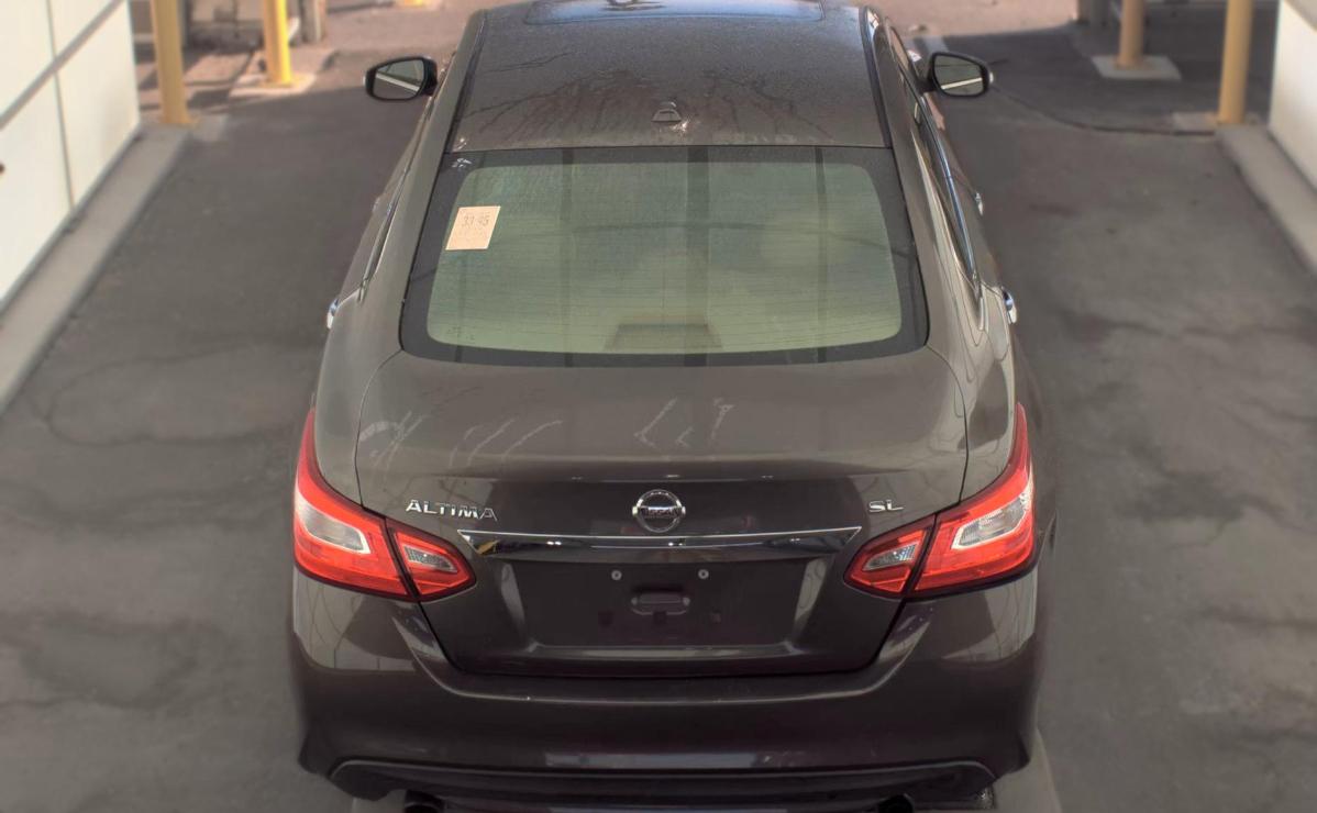 Nissan Altima  2016