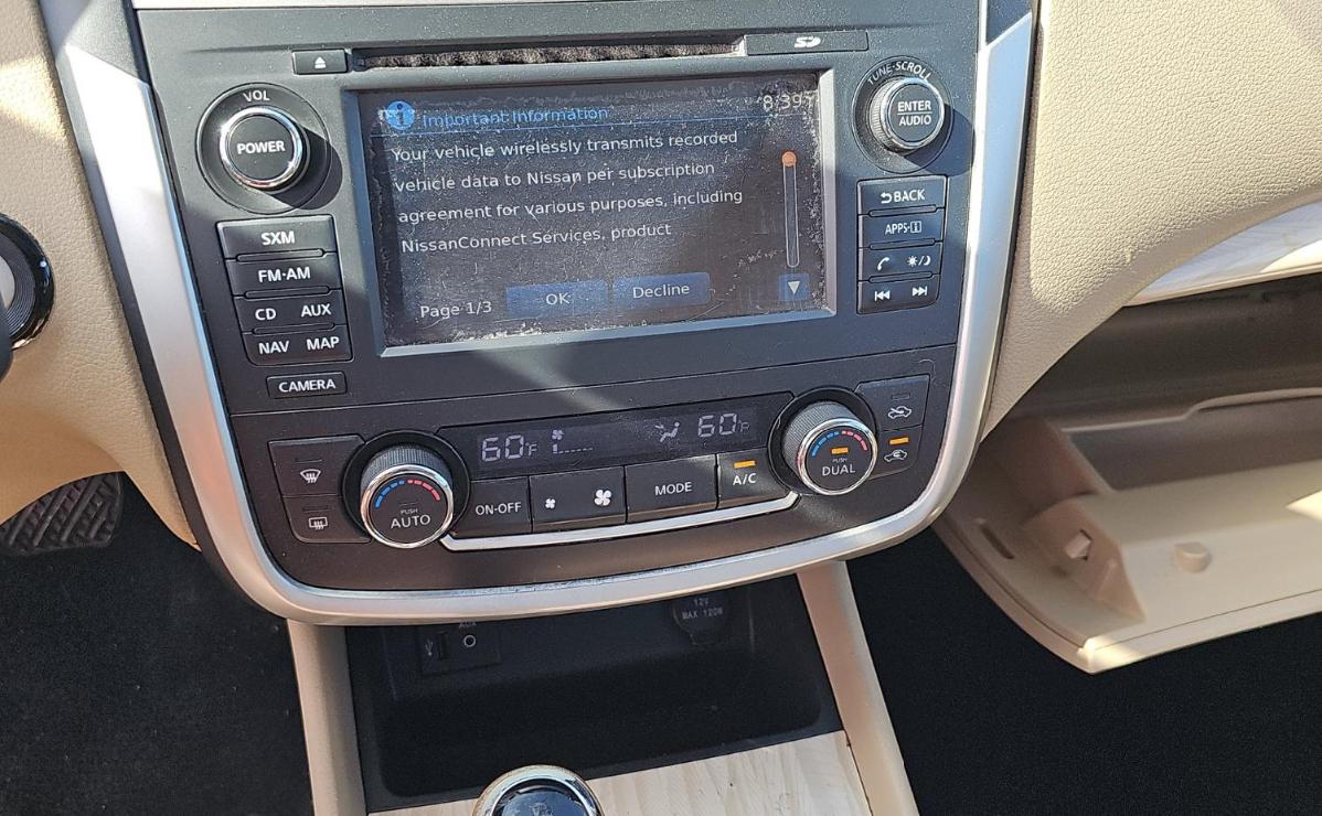 Nissan Altima  2016