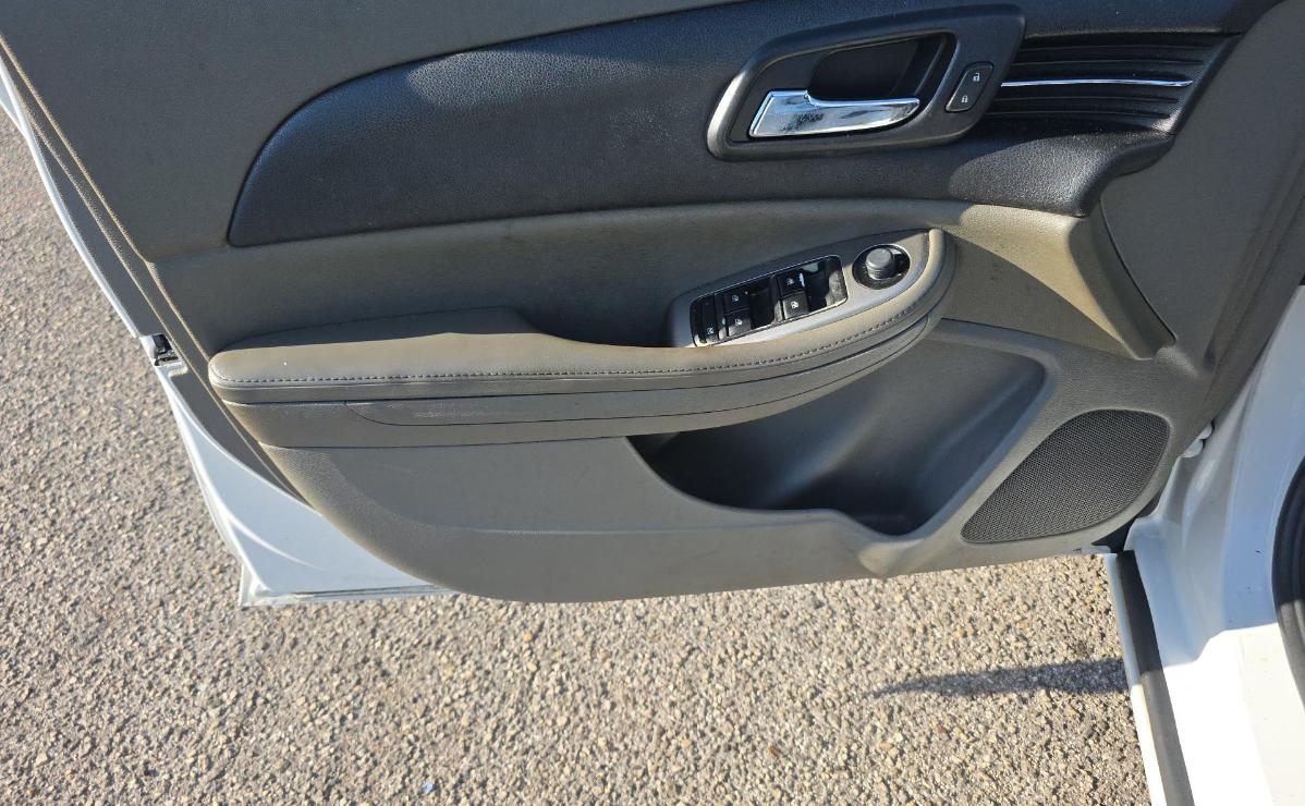 Chevrolet Malibu  2015