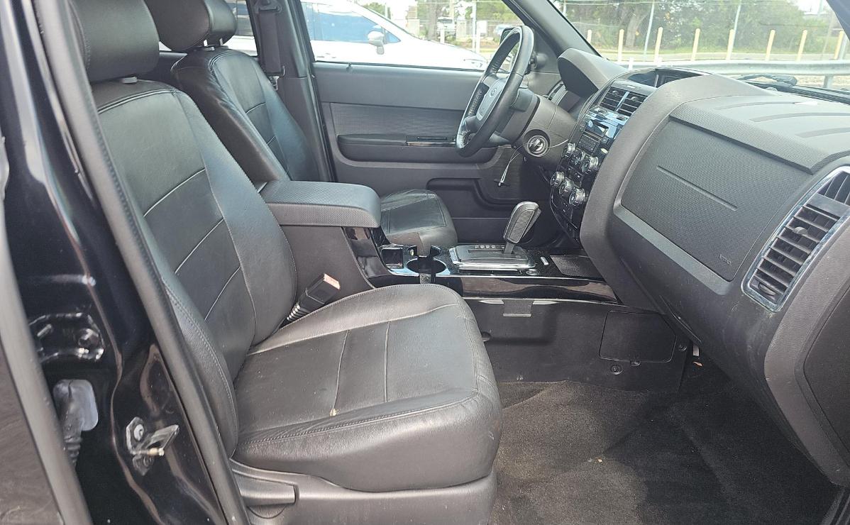 Ford Escape  2012