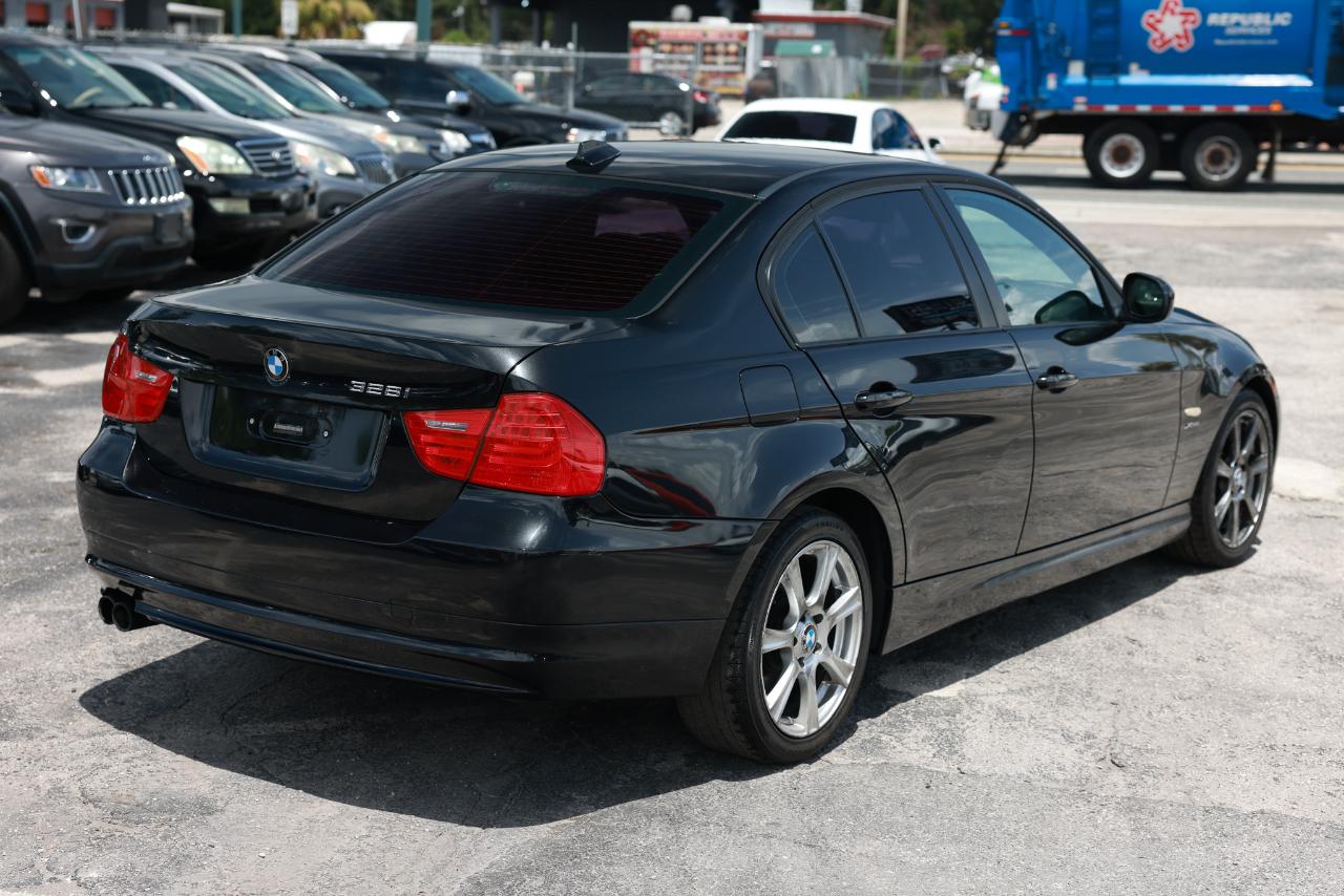 BMW 3 Series  2011