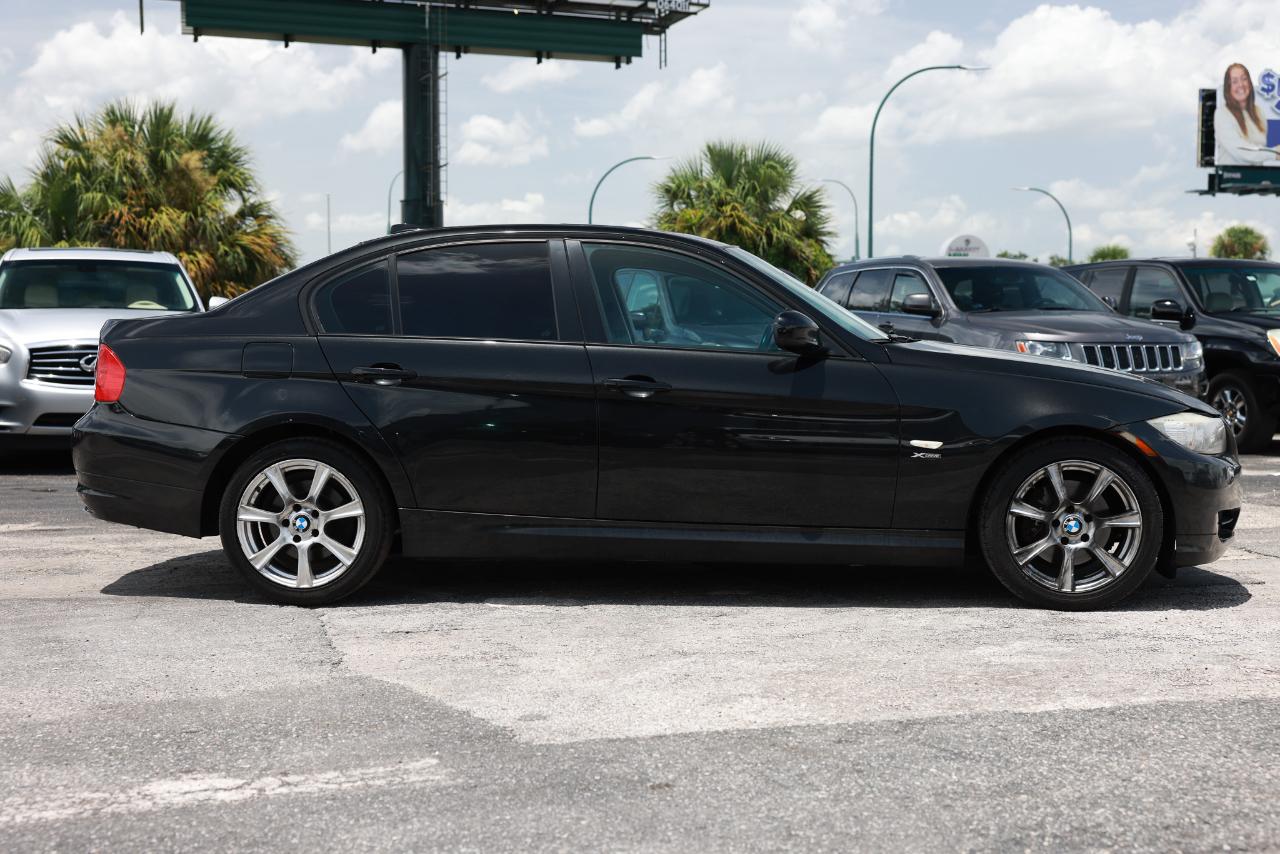 BMW 3 Series  2011
