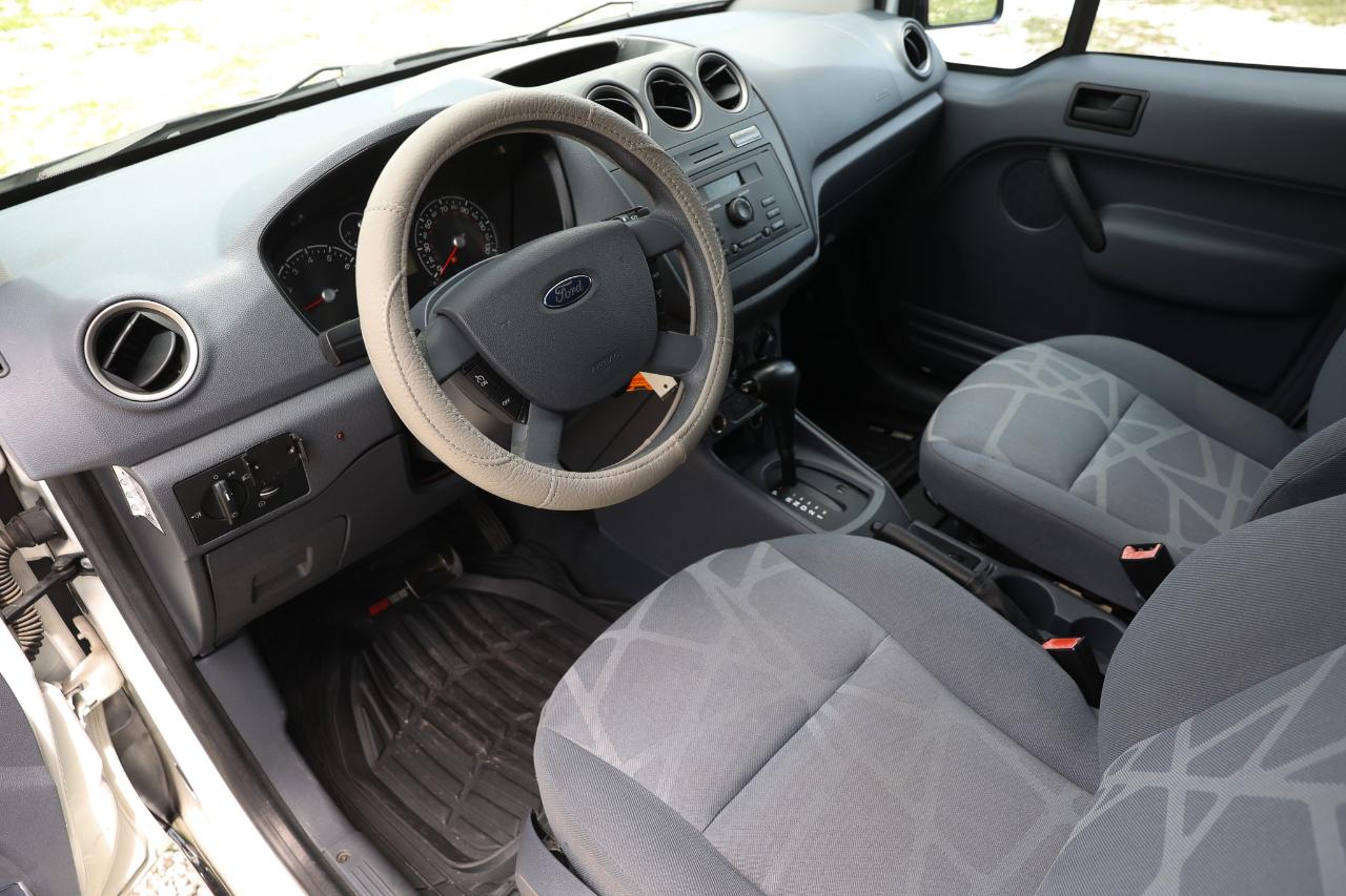 Ford Transit Connect  2011
