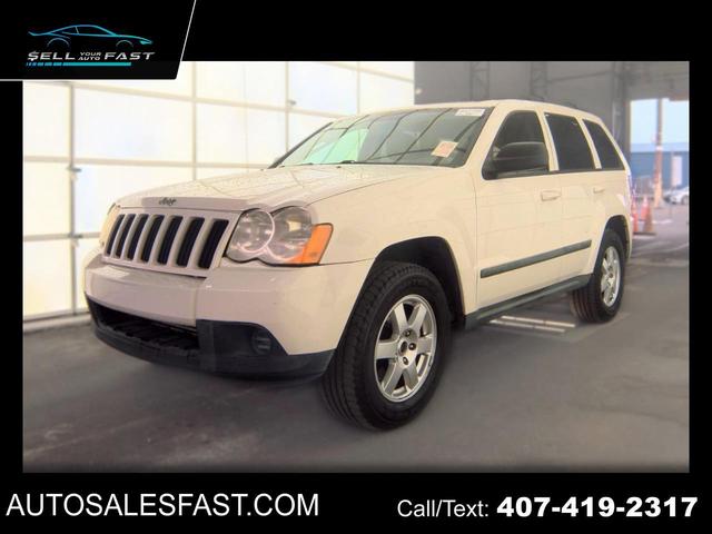 White 2009 Jeep Grand Cherokee SUV / Crossover 4X2 Automatic