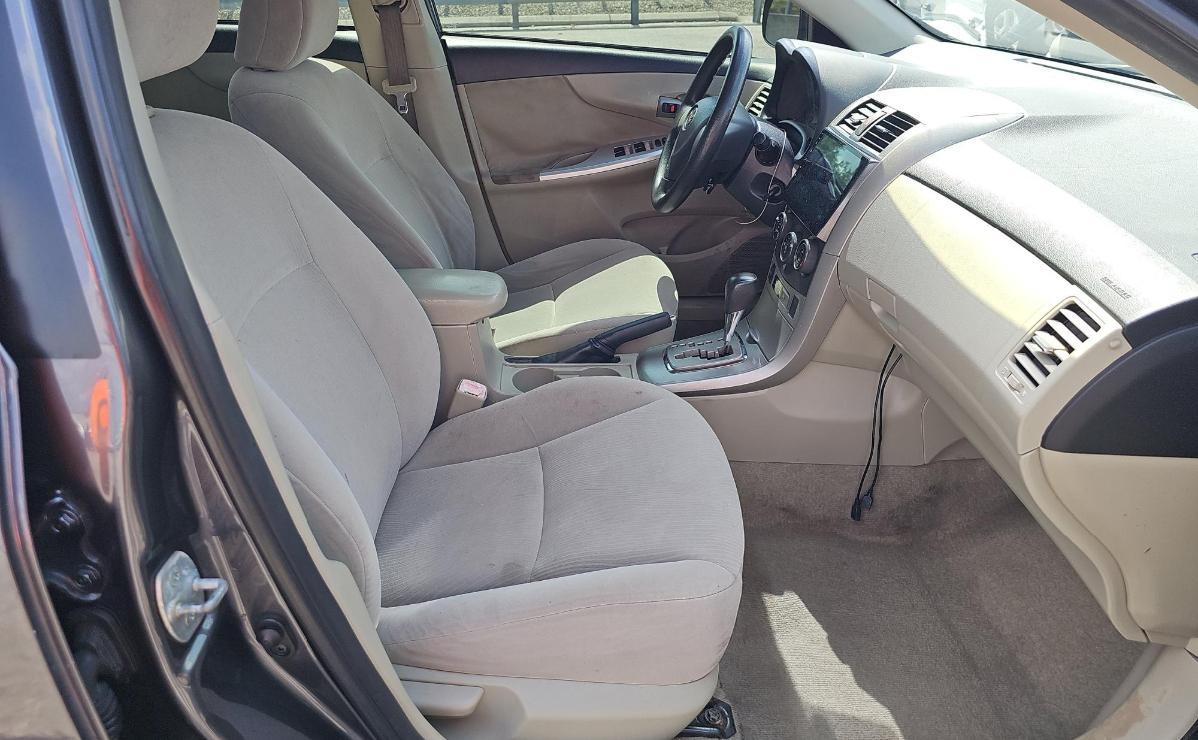 Toyota Corolla  2011