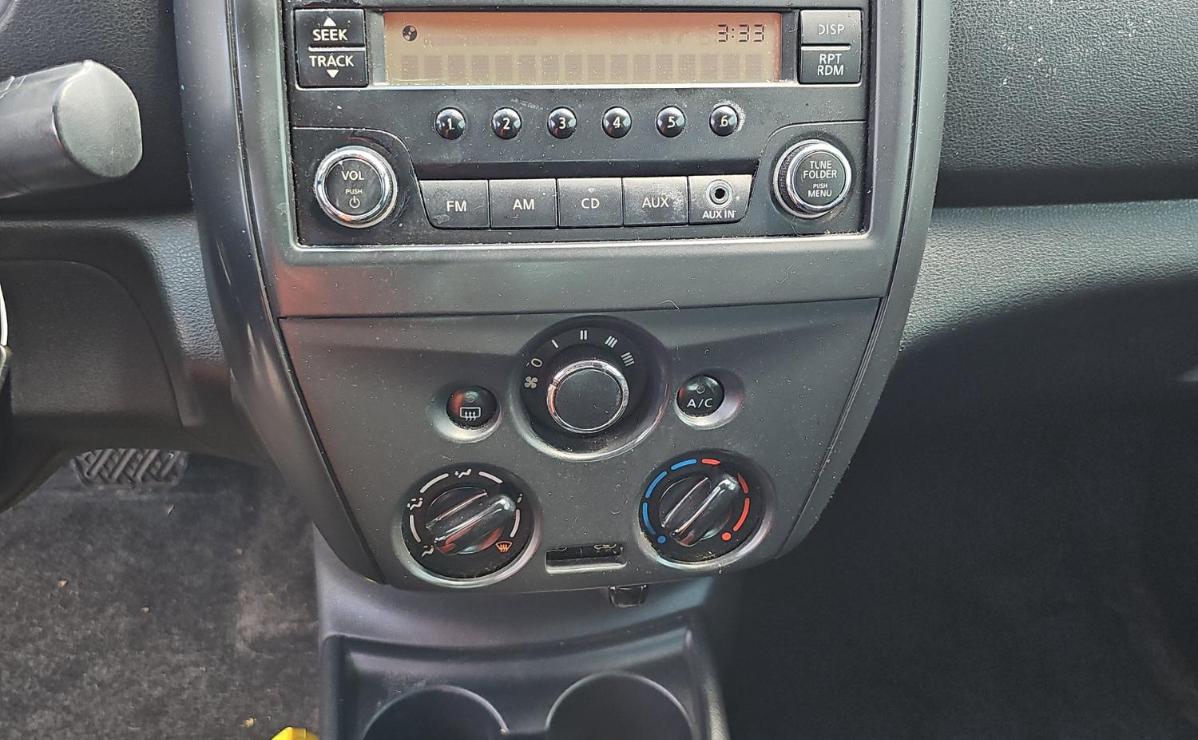 Nissan Versa  2016