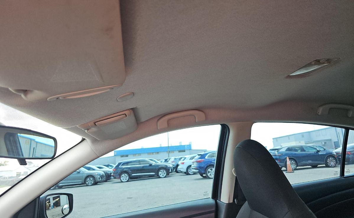 Nissan Versa  2016