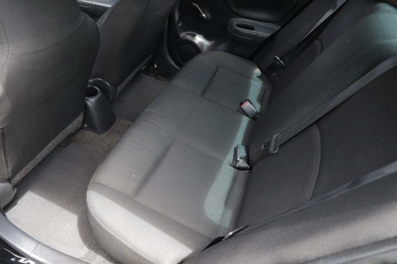 Nissan Versa  2016