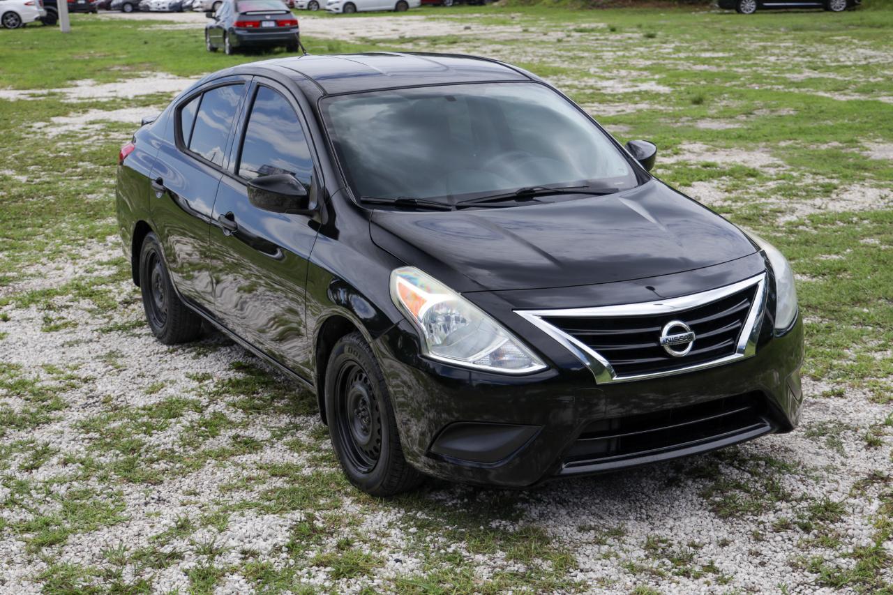 Nissan Versa  2016