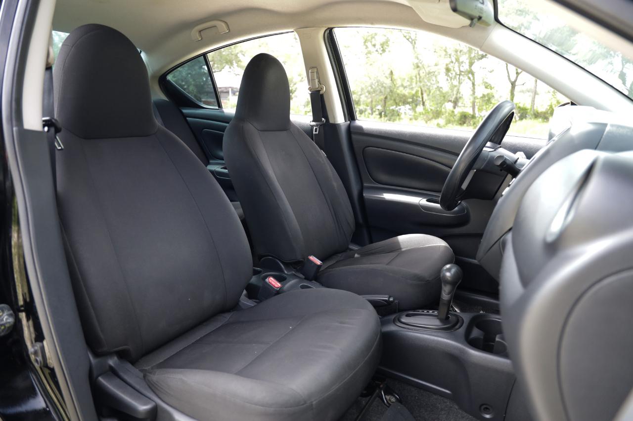 Nissan Versa  2016