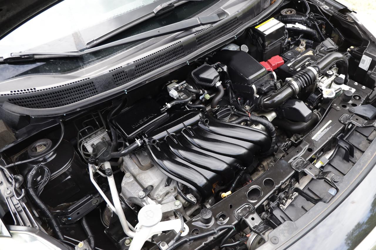 Nissan Versa  2016