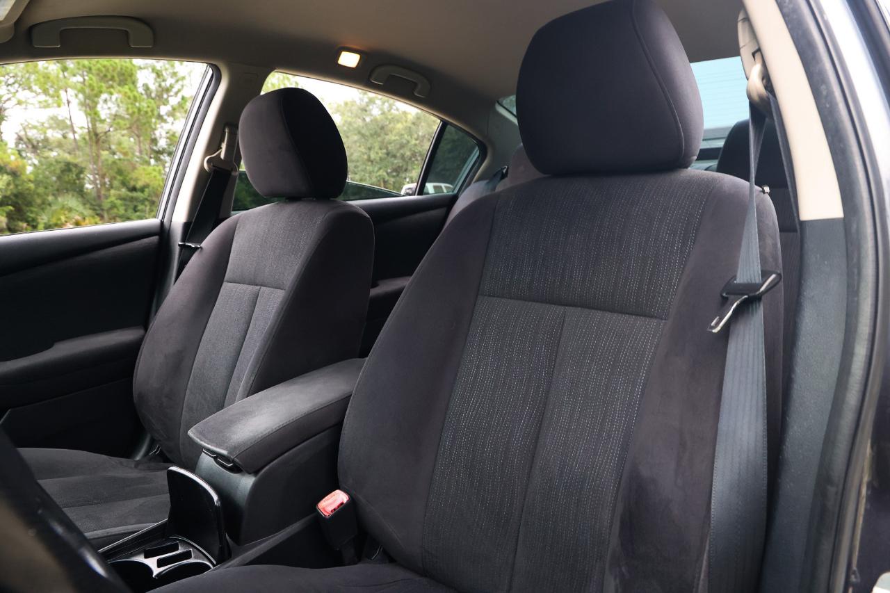 Nissan Altima  2011