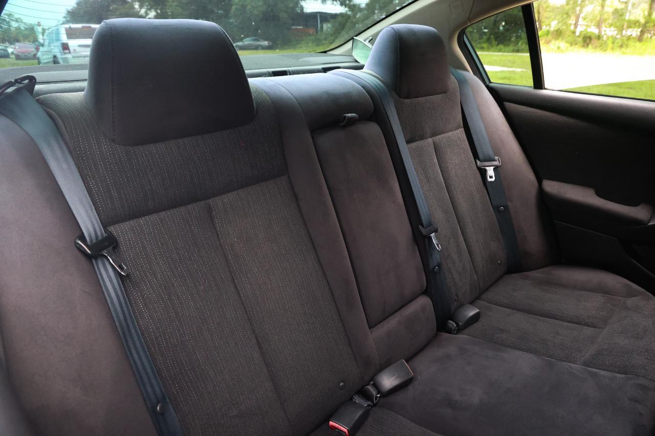 Nissan Altima  2011