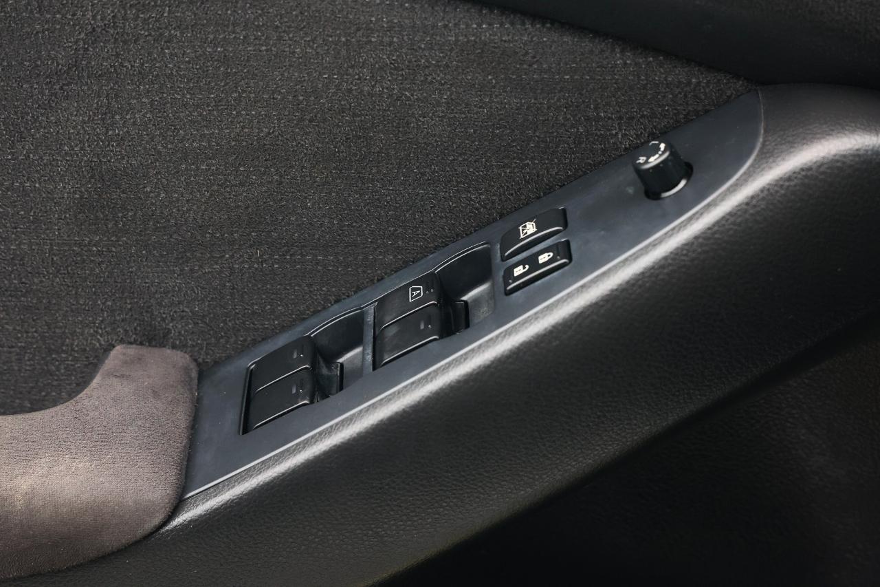 Nissan Altima  2011