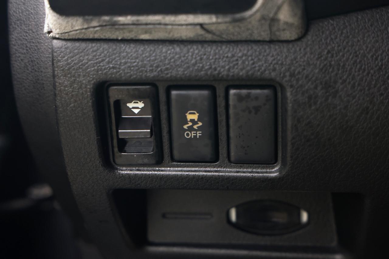 Nissan Altima  2011