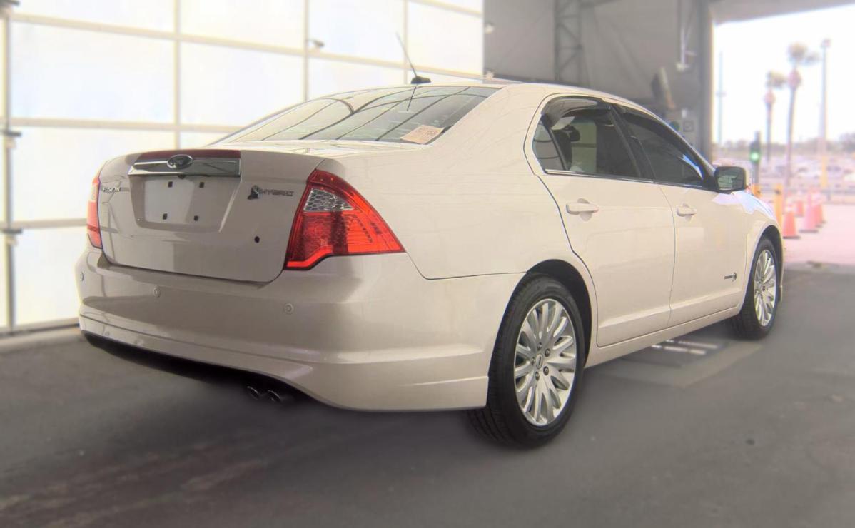 Ford Fusion  2010