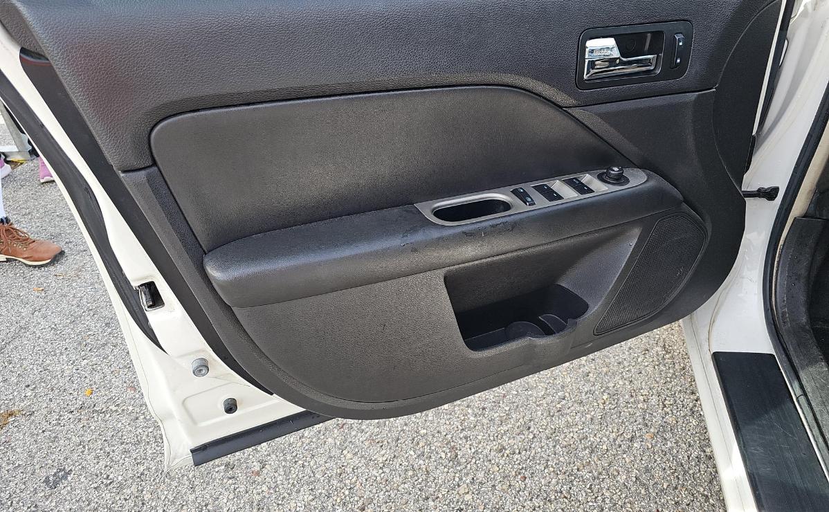 Ford Fusion  2010
