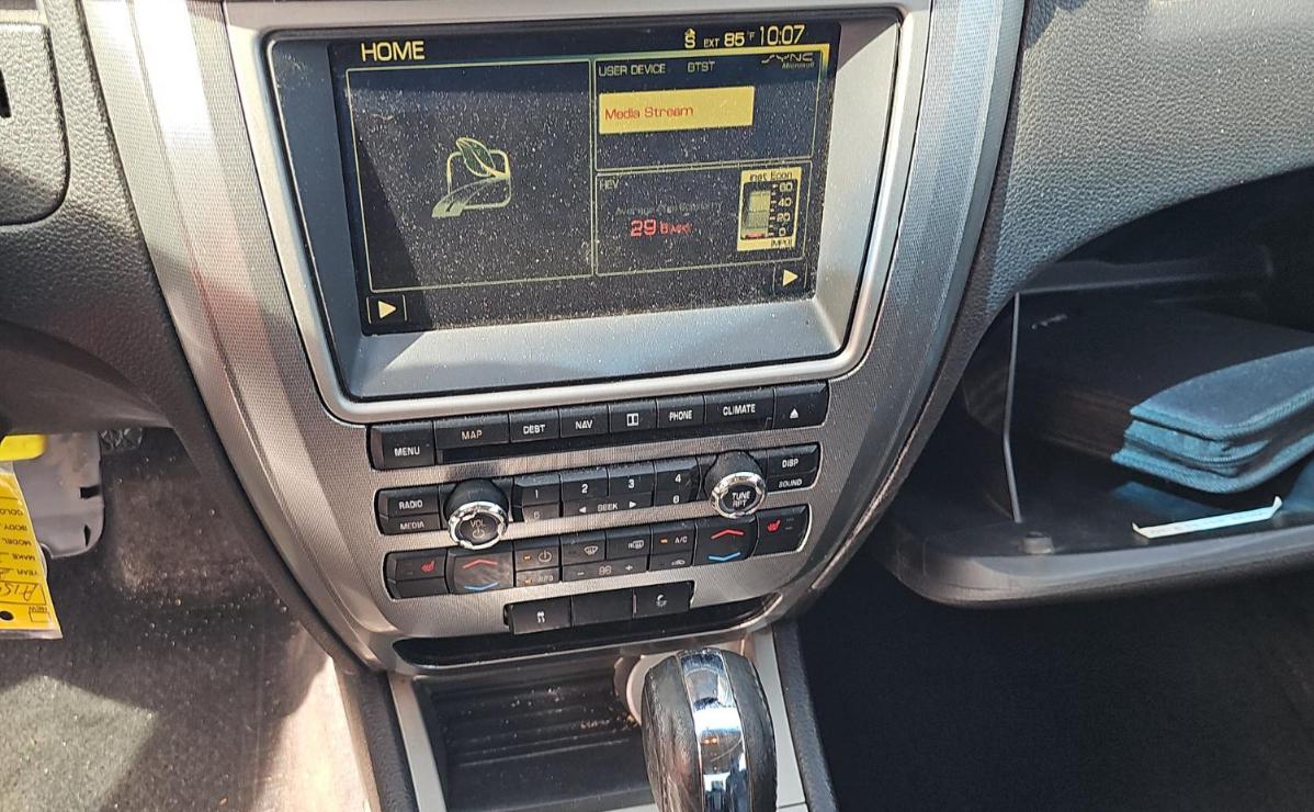 Ford Fusion  2010