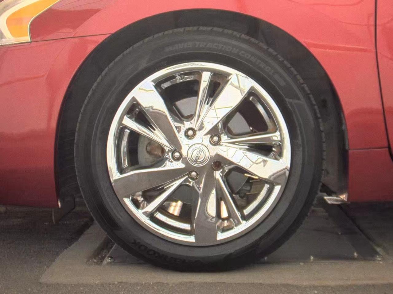 Nissan Altima  2013