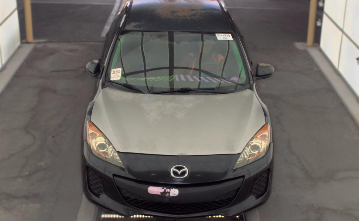 Mazda MAZDA3  2012