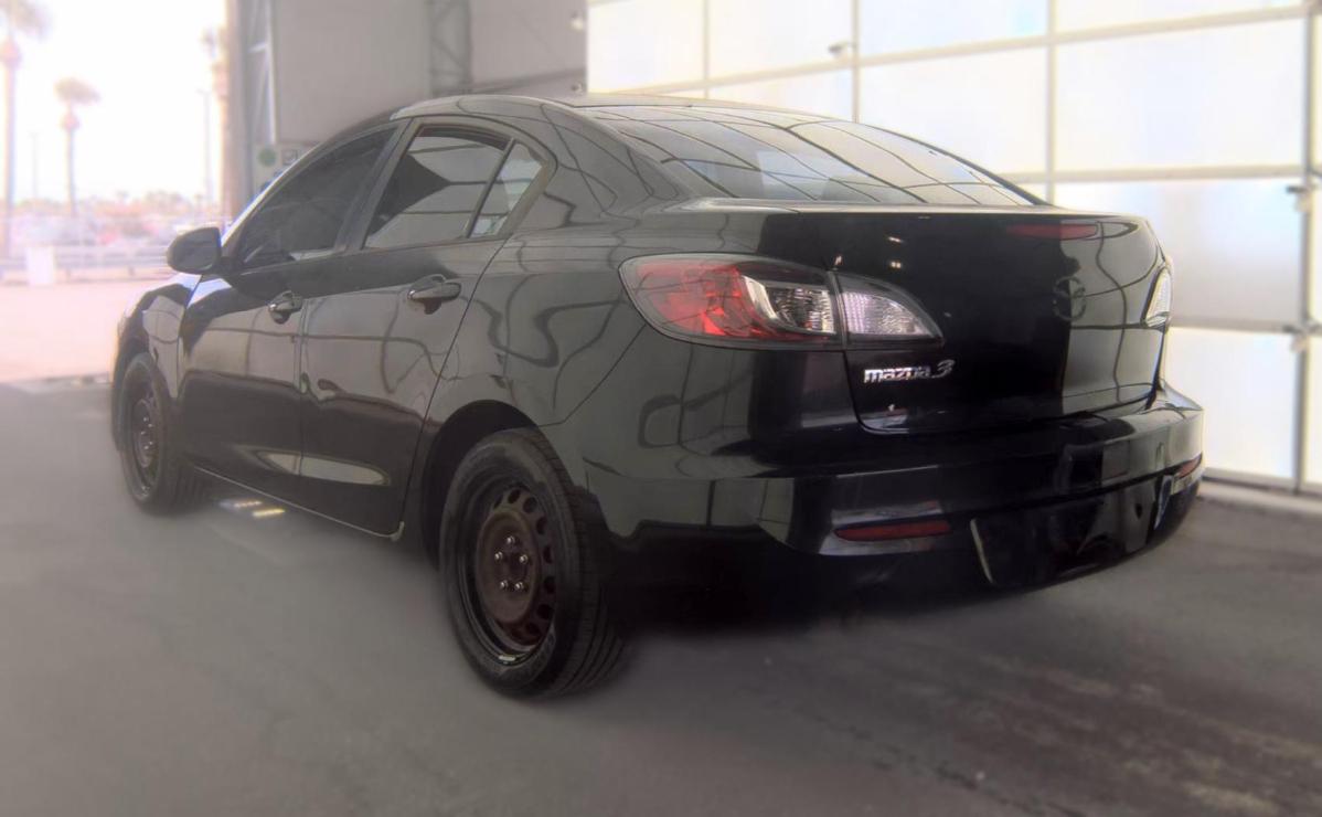 Mazda MAZDA3  2012