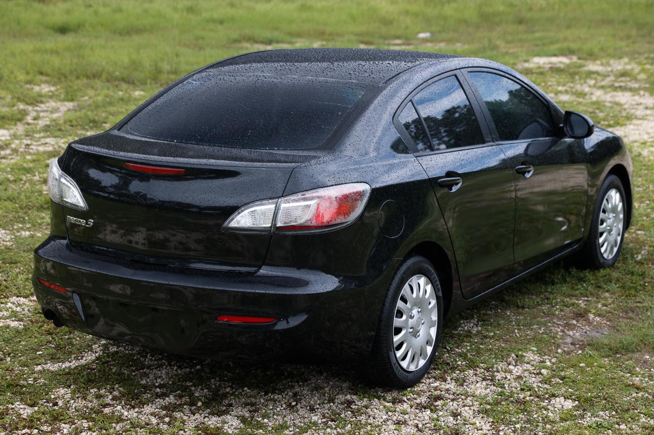 Mazda MAZDA3  2012