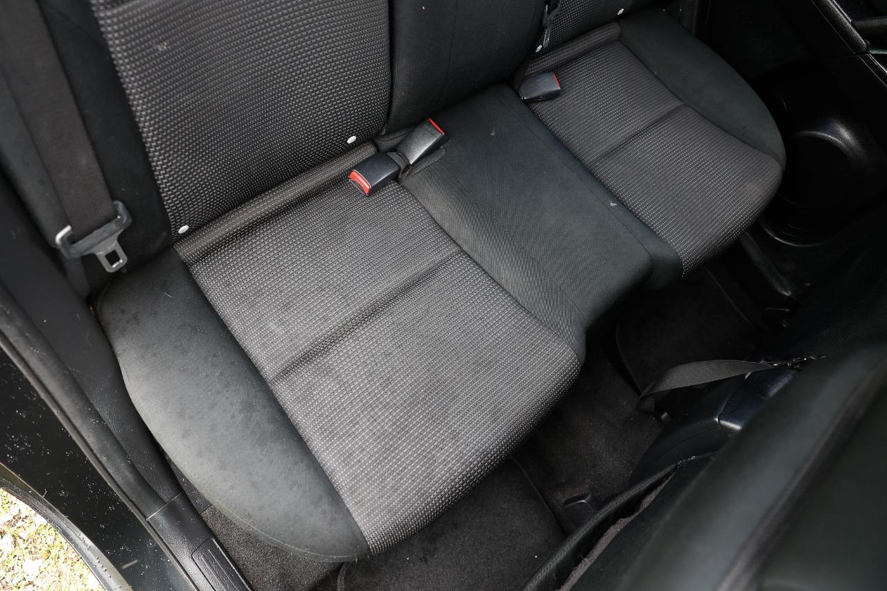 Mazda MAZDA3  2012