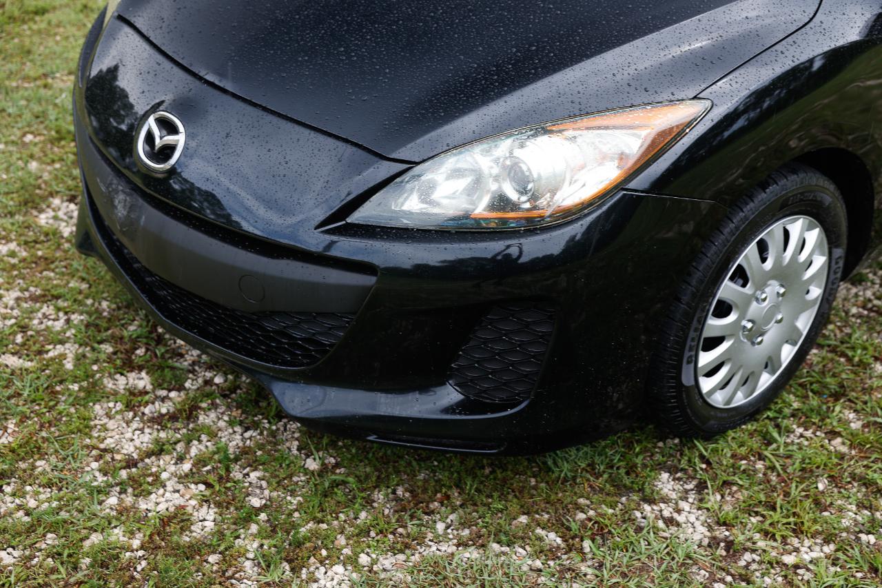 Mazda MAZDA3  2012