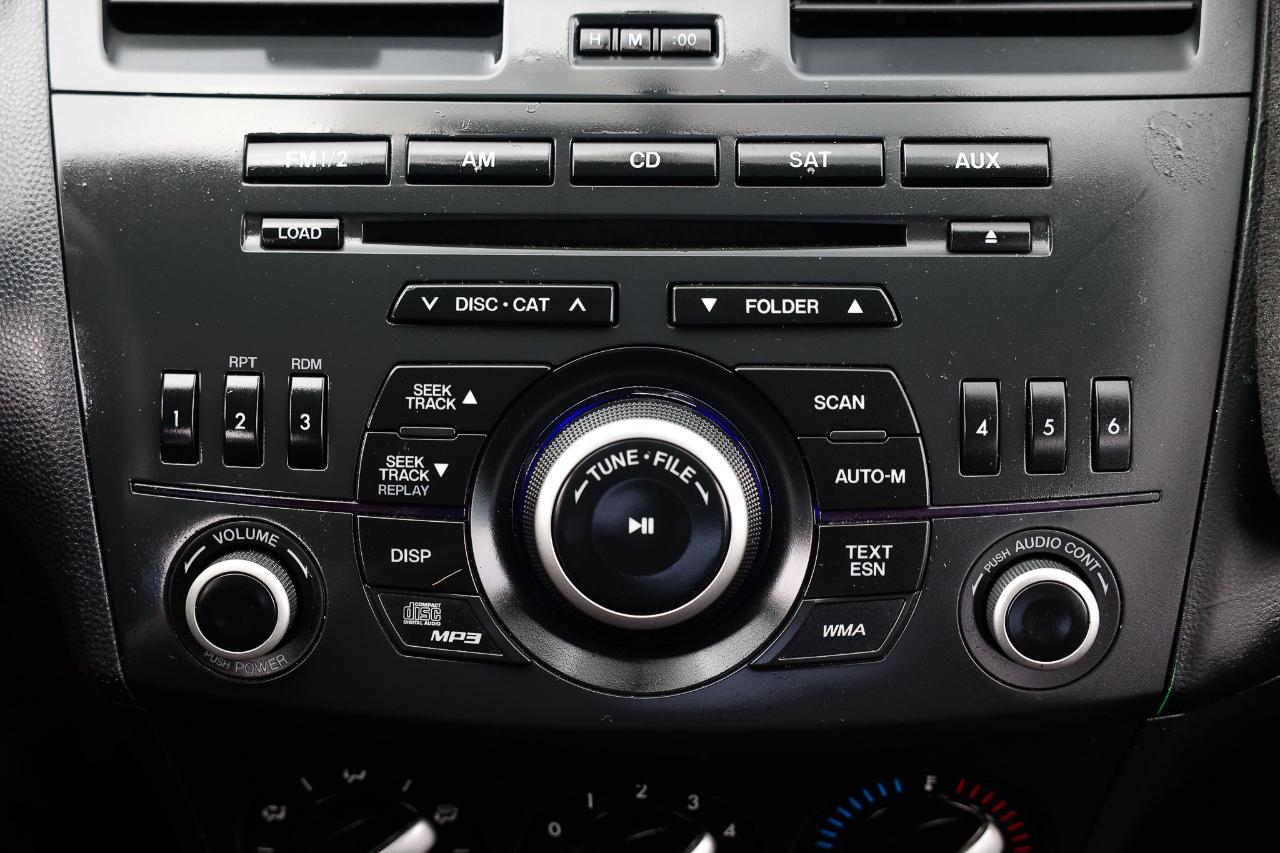 Mazda MAZDA3  2012