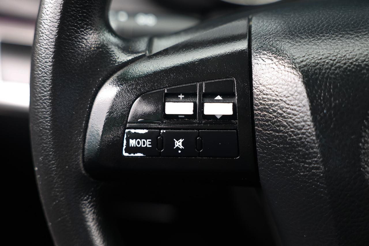 Mazda MAZDA3  2012