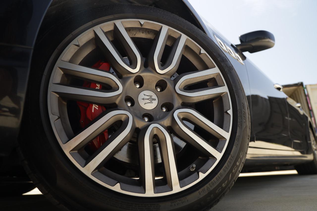 Maserati Quattroporte  2015