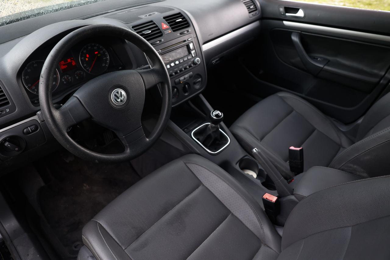Volkswagen Jetta Sedan  2006