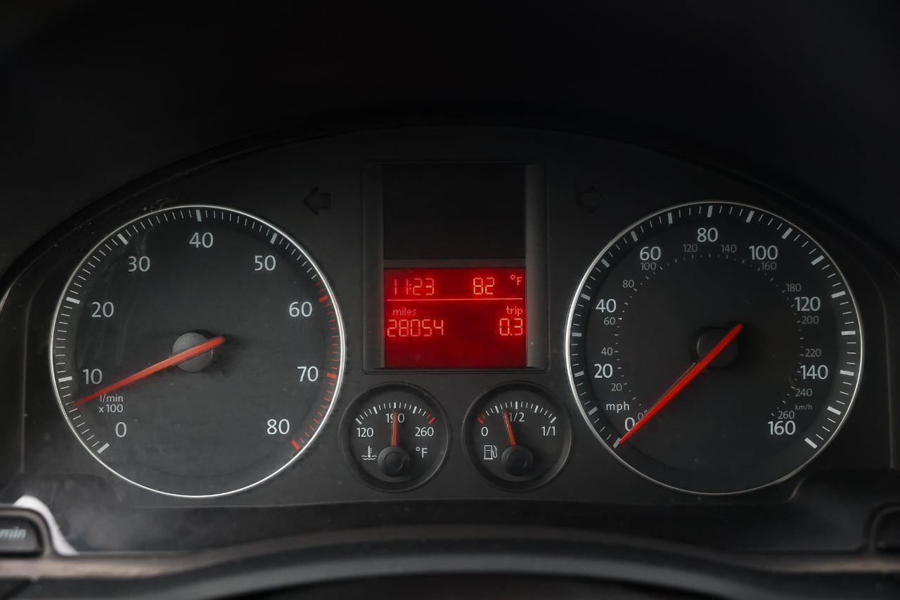 Volkswagen Jetta Sedan  2006