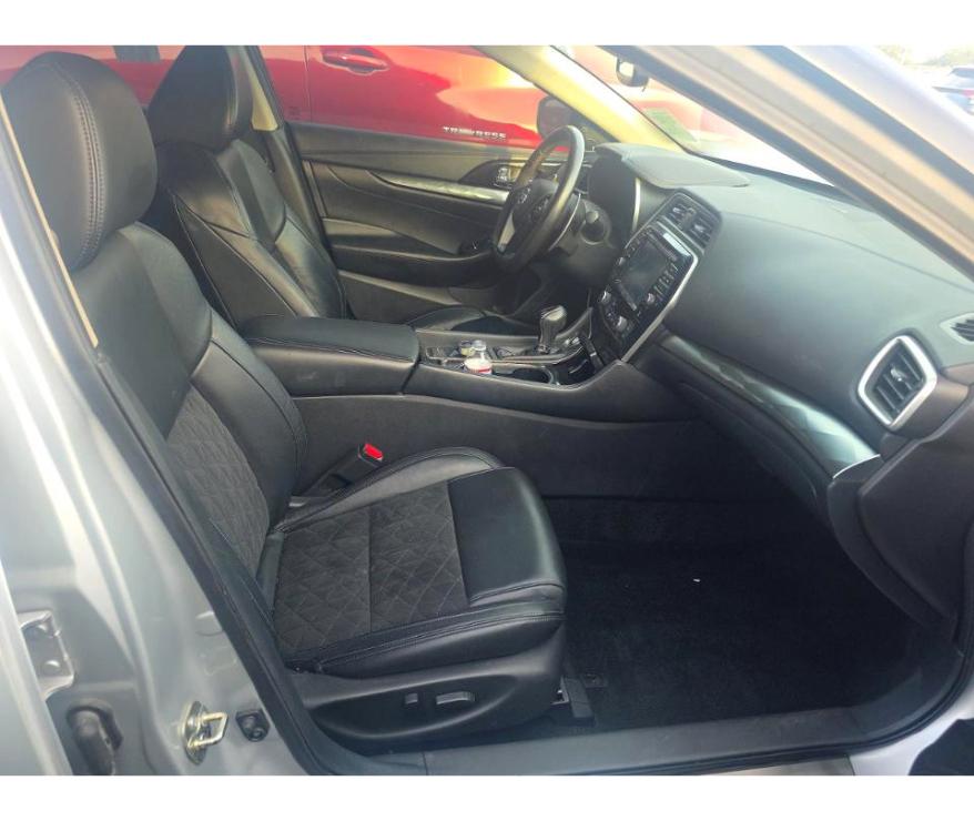 Nissan Maxima 4dr Sdn 3.5 SR 2017
