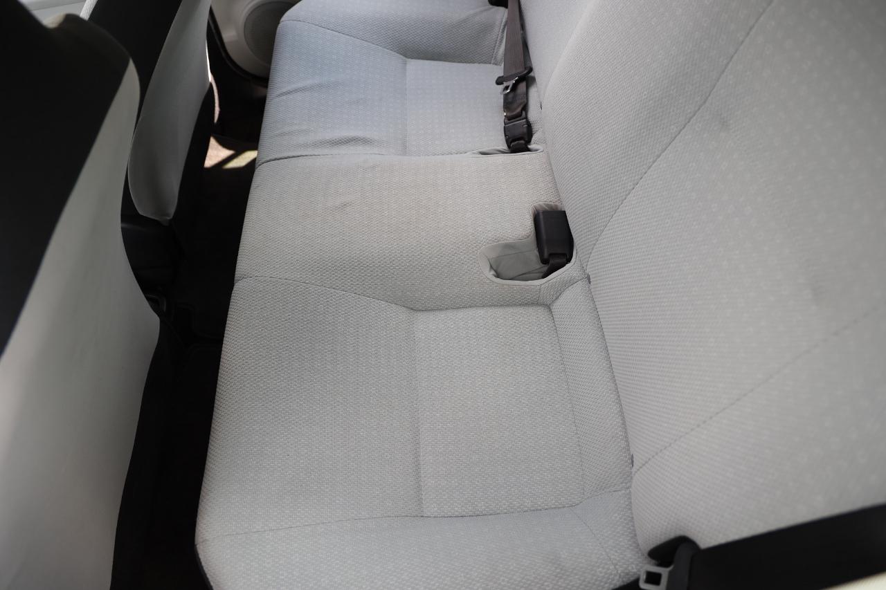 Toyota Prius c  2012