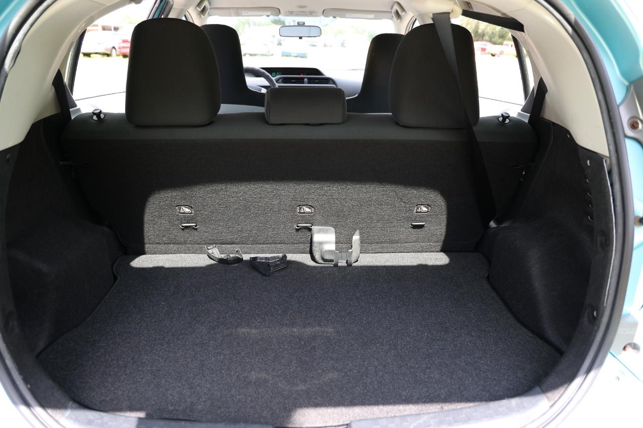 Toyota Prius c  2012