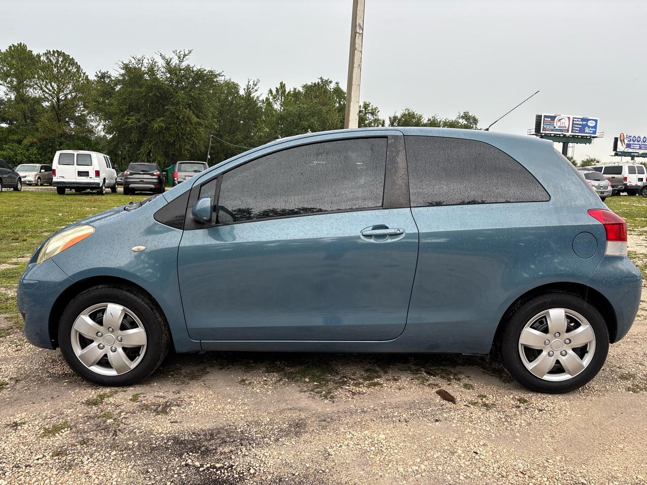 Toyota Yaris  2010